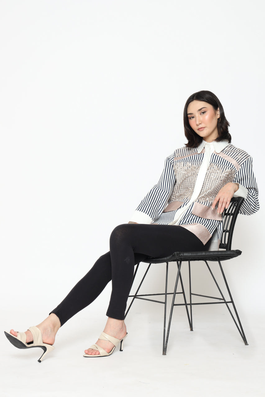 Bloom et Champs Kemeja Tile Sakura