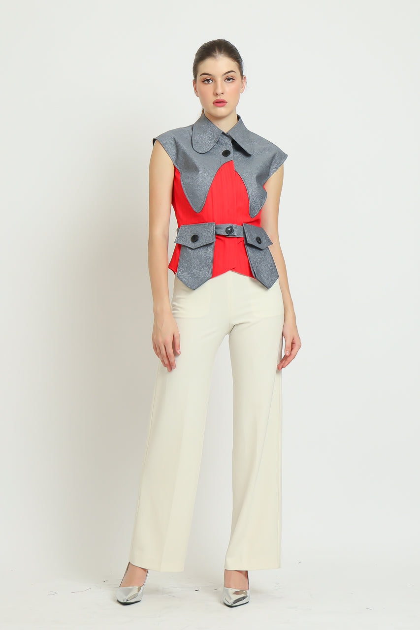 Bloom et Champs Top Segitiga Merah