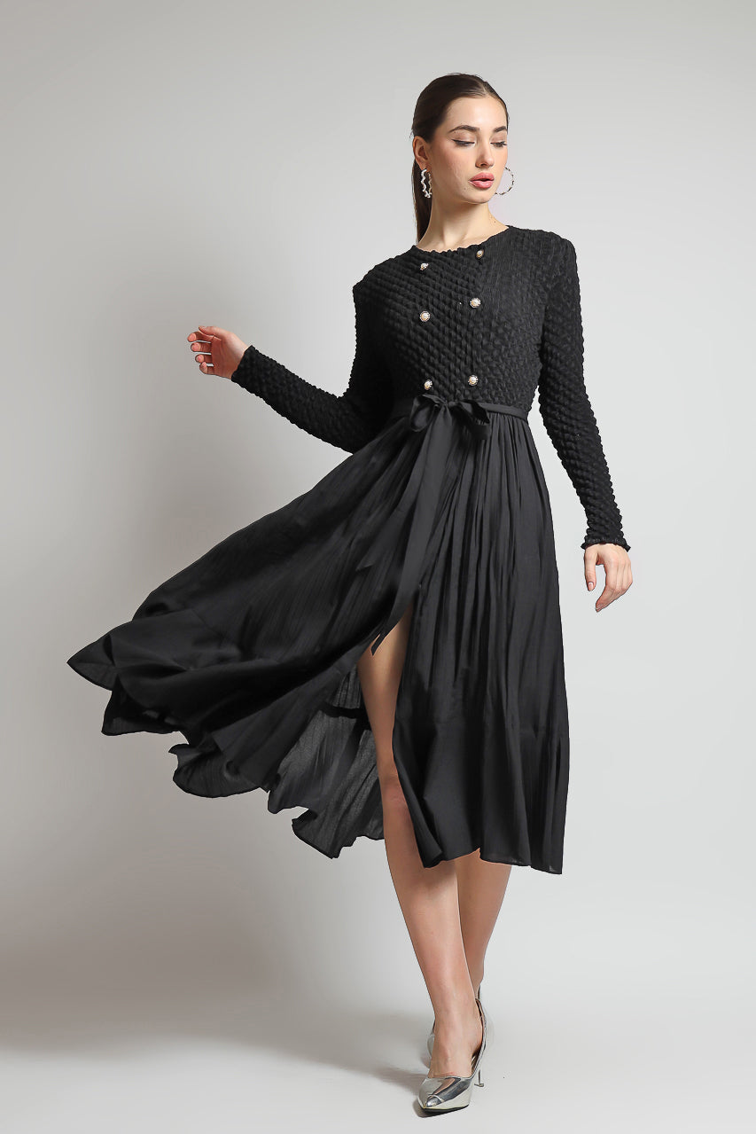 Bloom et Champs Dress Pleats Kancing