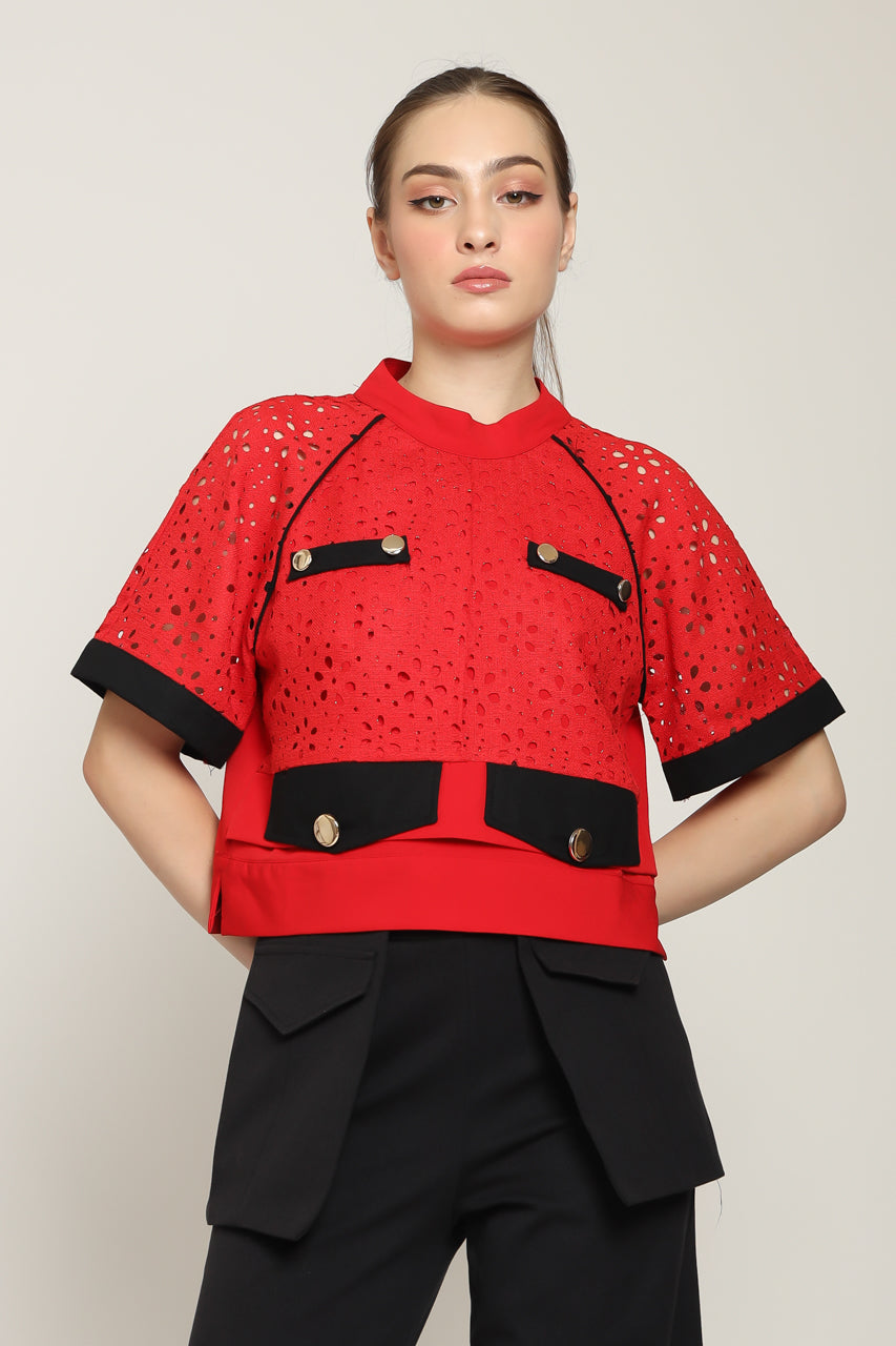 Bloom et Champs Eyelet Linen Top