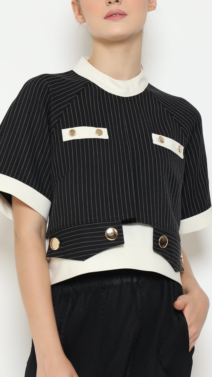 Bloom et Champs Top Crop Button High Neck