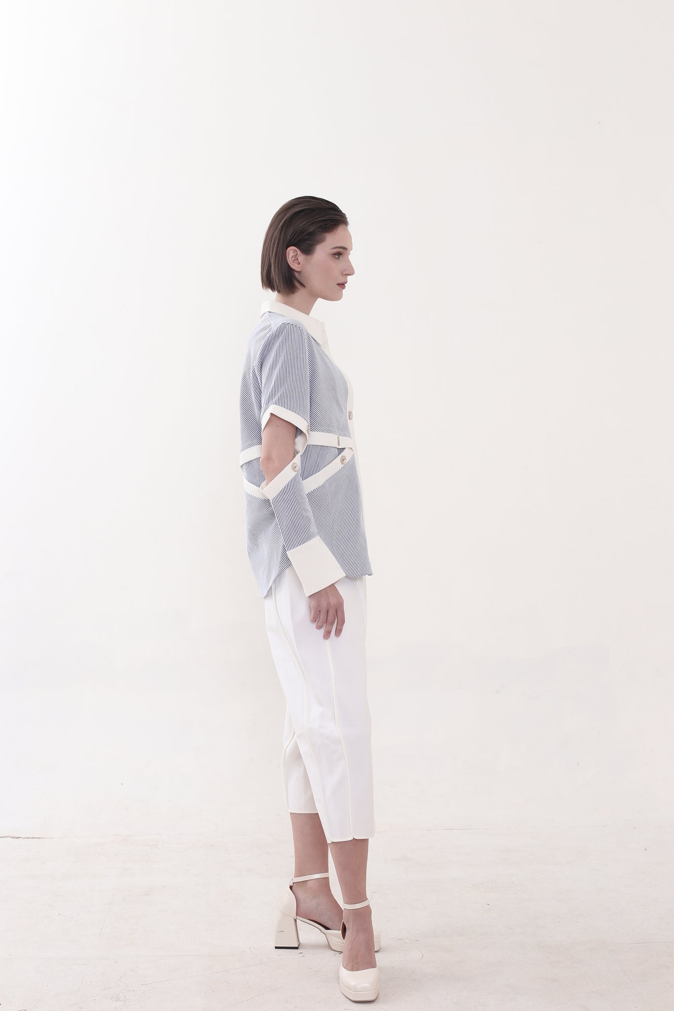 Bloom et Champs Kemeja Slit Salur
