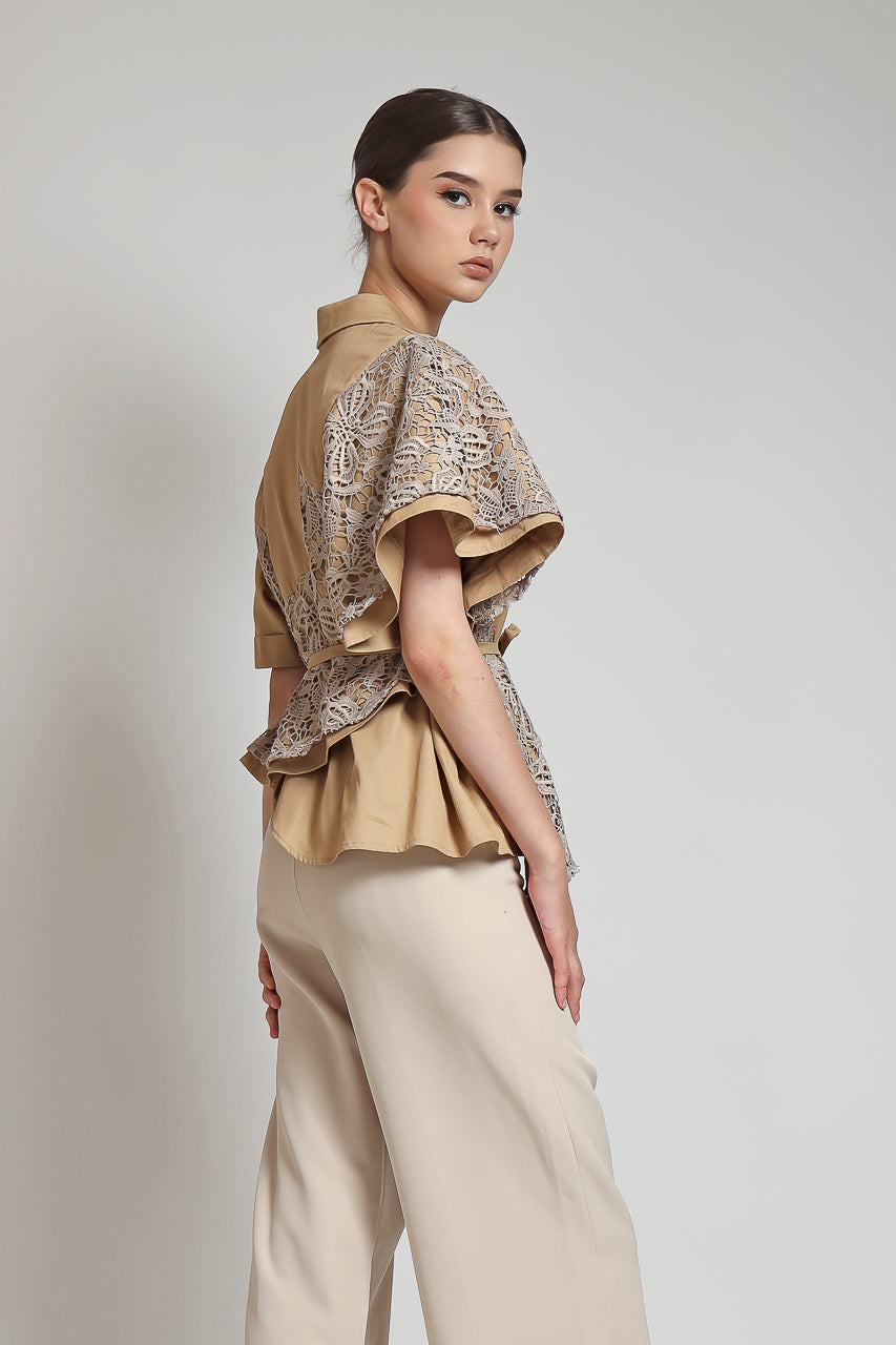 Bloom et Champs Mocha Lace Shirt