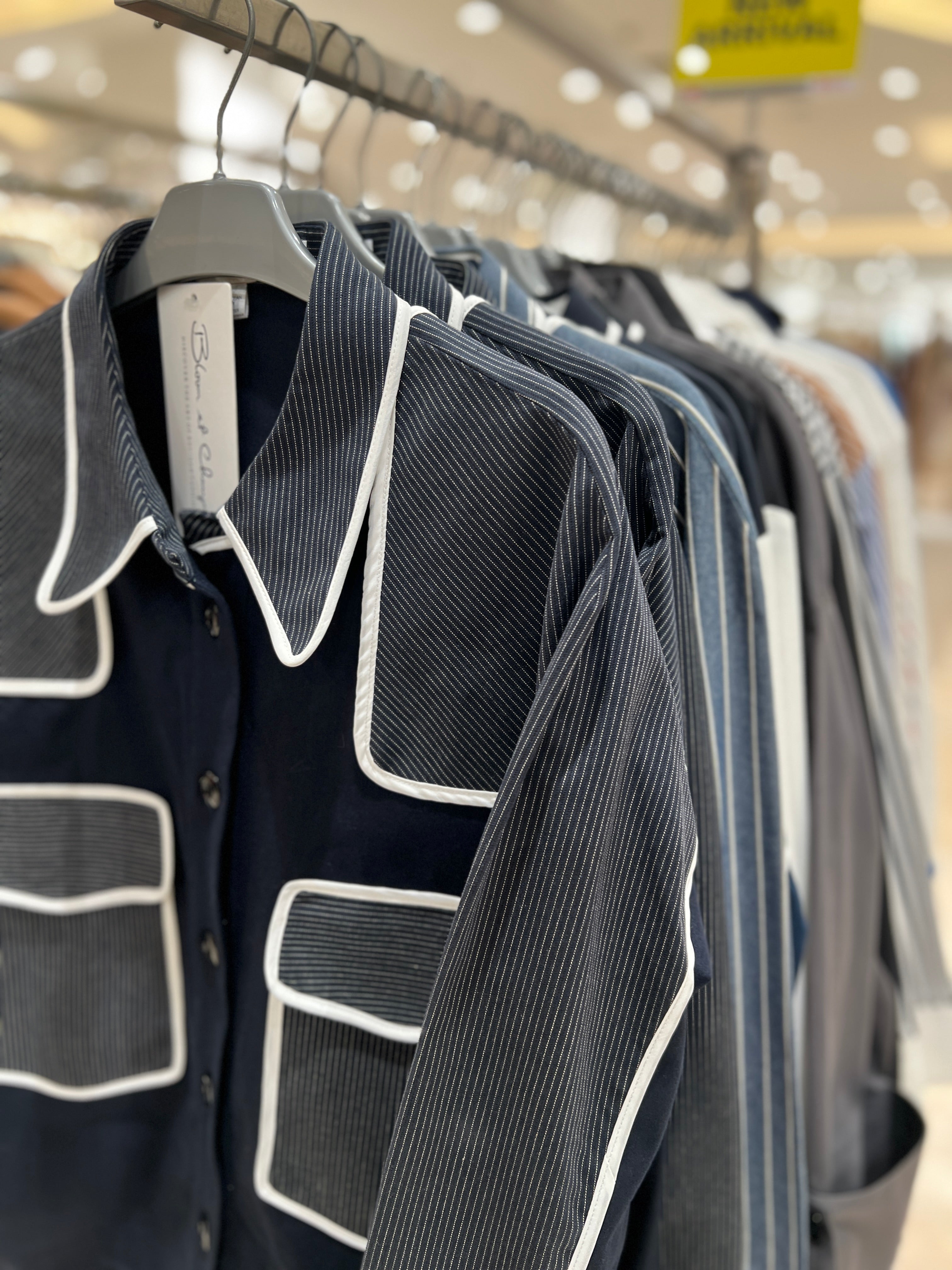 Bloom et Champs Kemeja Salur Navy