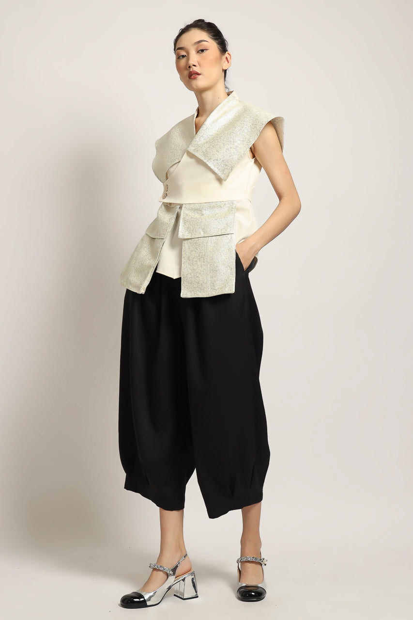 Bloom et Champs Top Selah Silver/AKIRA Pants