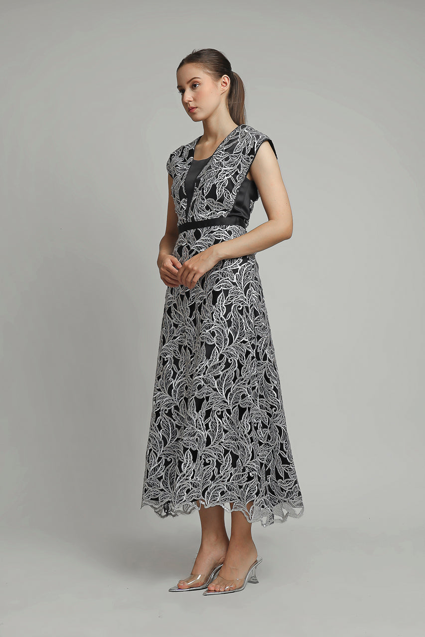 Bloom et Champs Dress Organza Embroidered