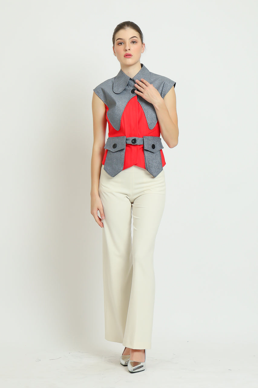 Bloom et Champs Top Segitiga Merah