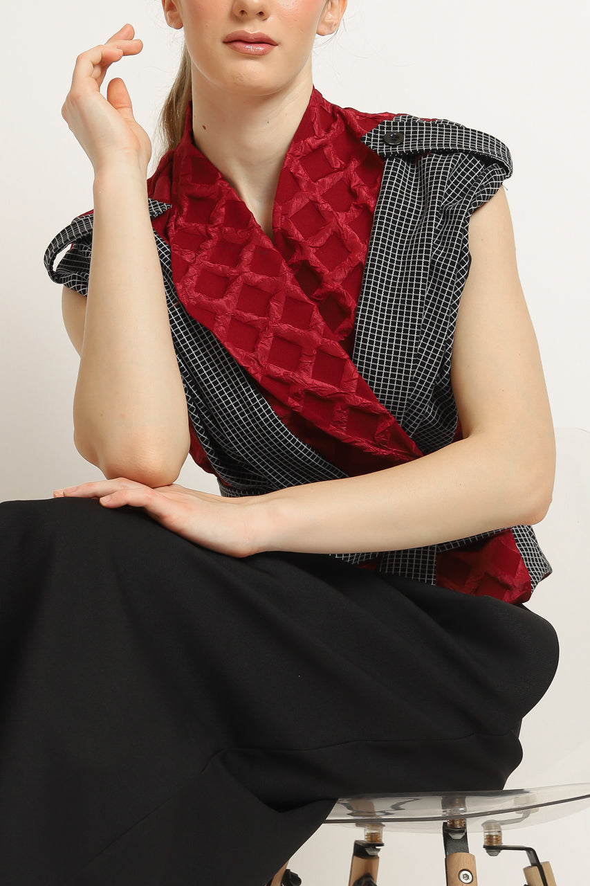 Bloom et Champs Set Top Embossed in Red