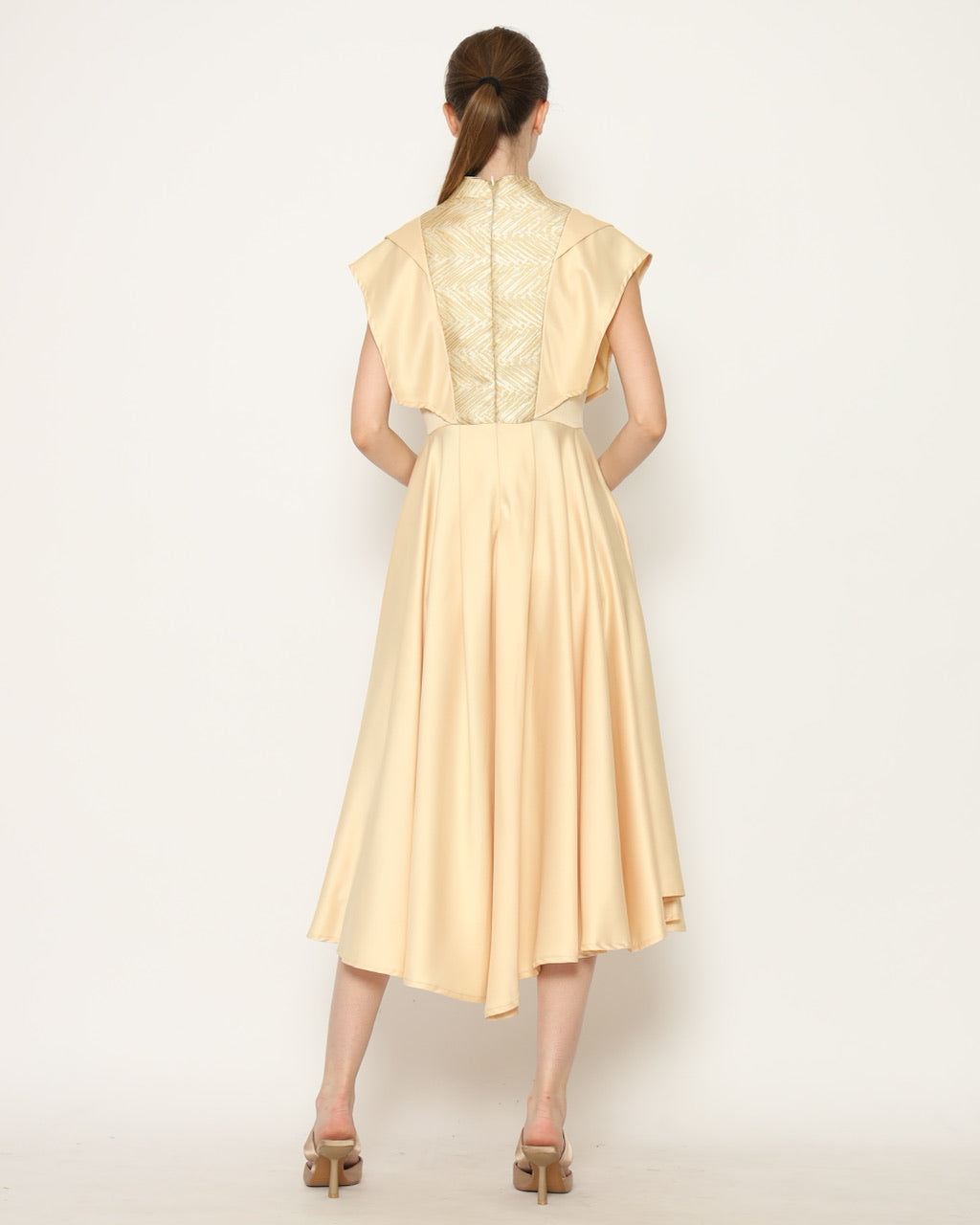 Bloom et Champs Dress Emas in Golden Sparkle