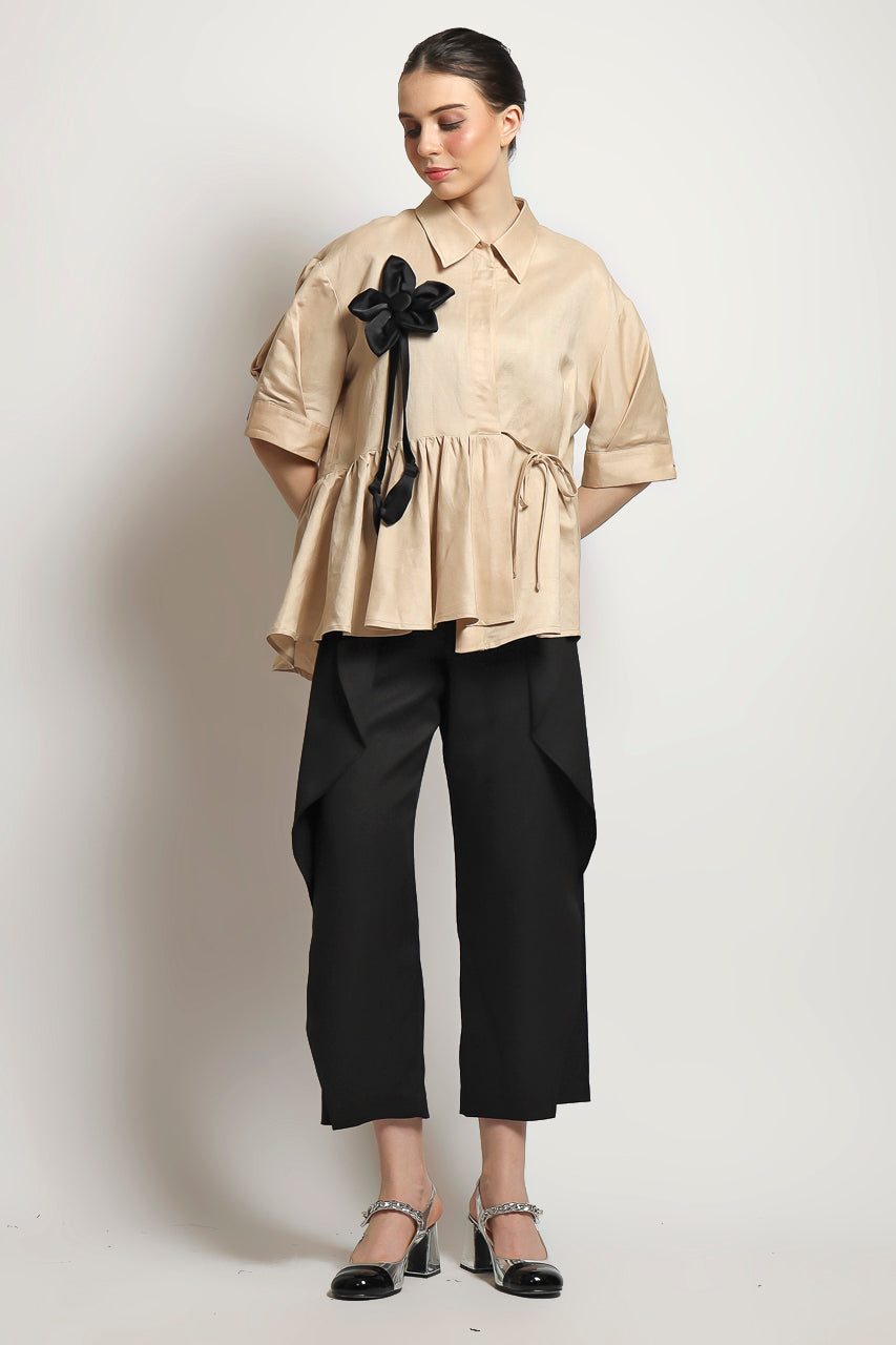 Bloom et Champs Kemeja Linen Bunga Gantung Hitam