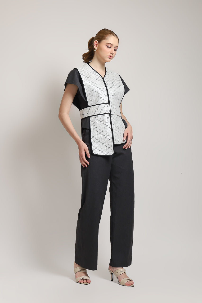 Bloom et Champs Salem List Blouse / DT Pants Grey