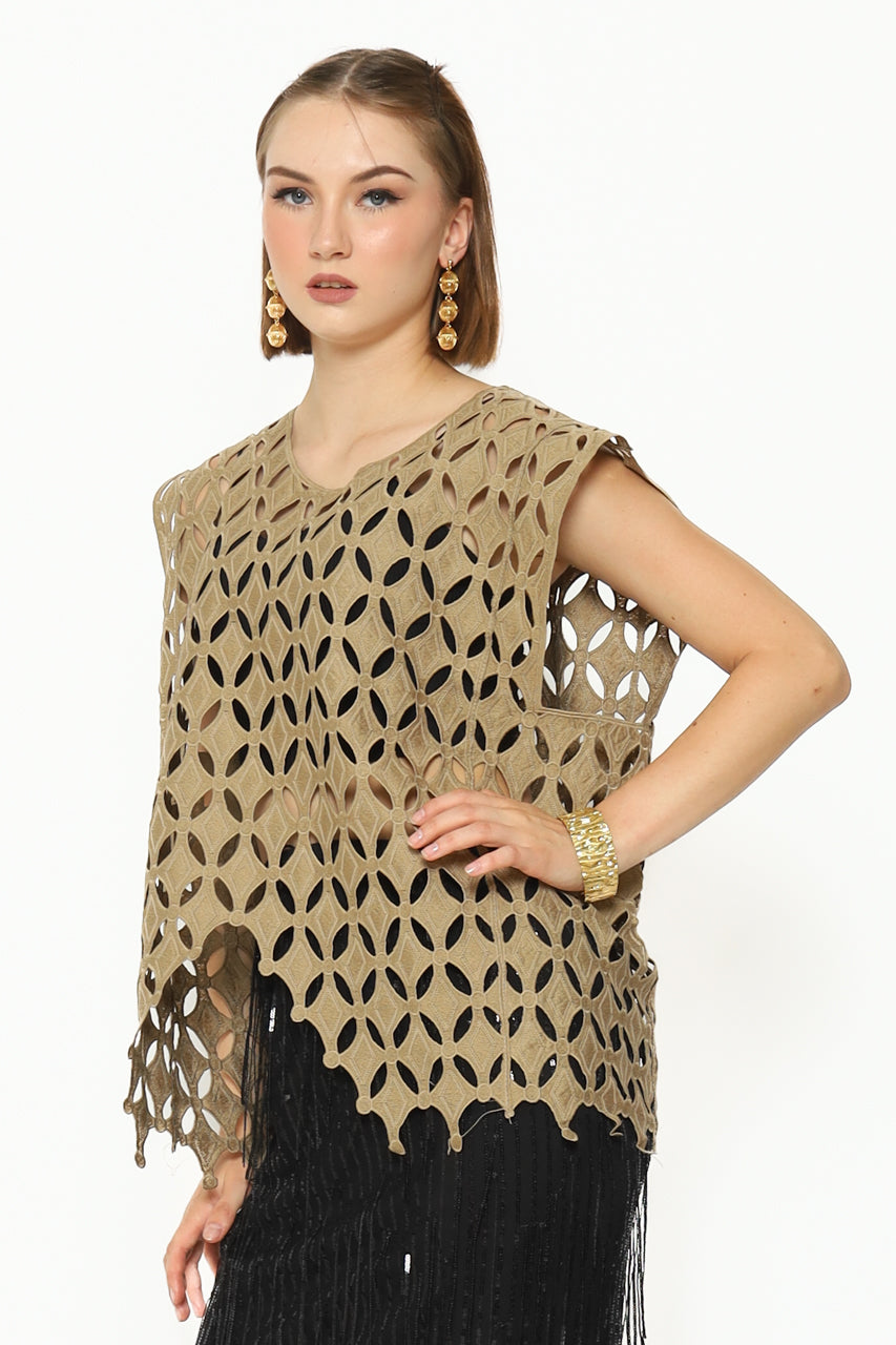 Bloom et Champs Brocade Outer in Beige / Sequinned Skirt