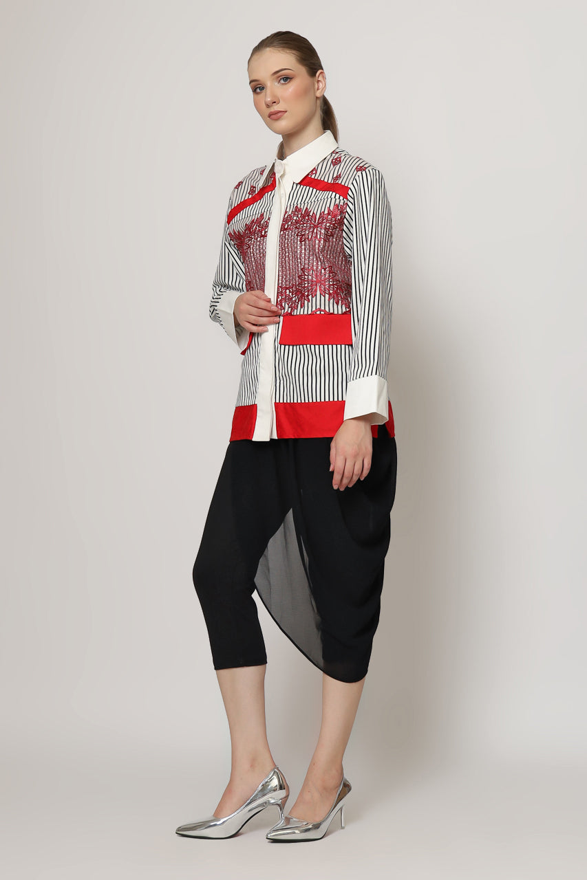 Bloom et Champs Kemeja Sakura Merah