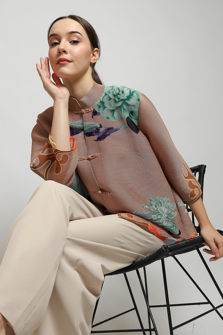 Bloom et Champs Floral Pleats Top