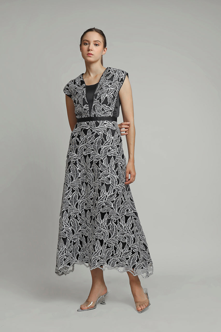 Bloom et Champs Dress Organza Embroidered