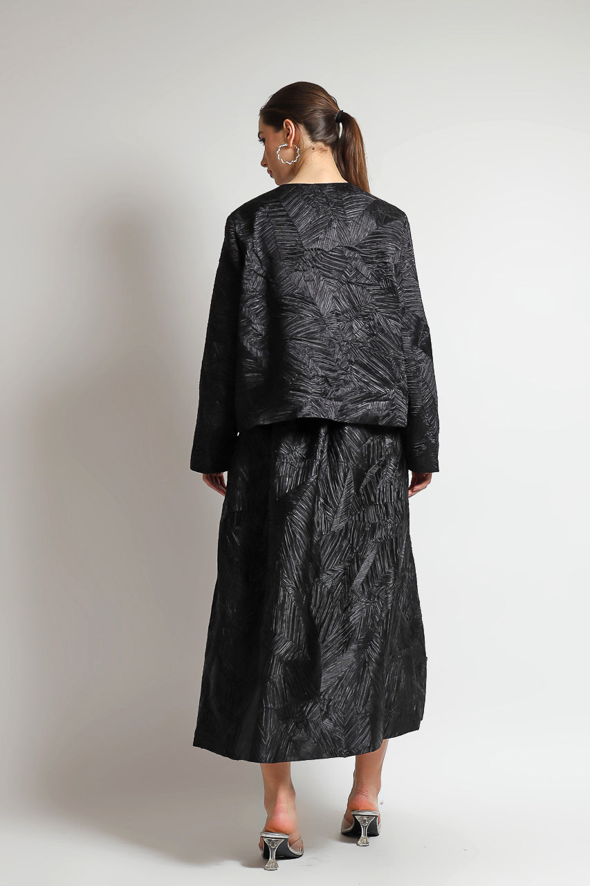 Bloom et Champs Embossed Pleats Skirt/Blazer Pleats in Black