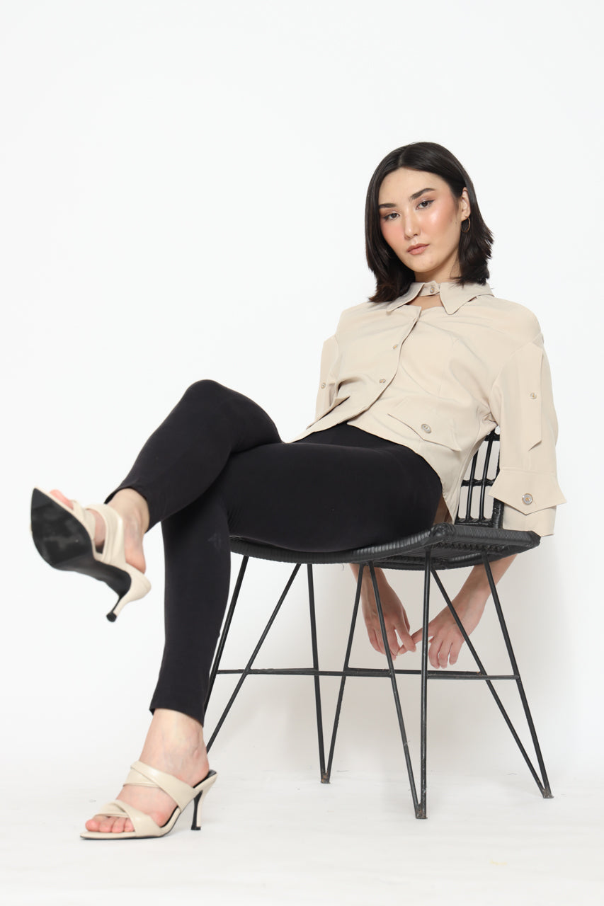 Bloom et Champs Shoulder Slit Shirt