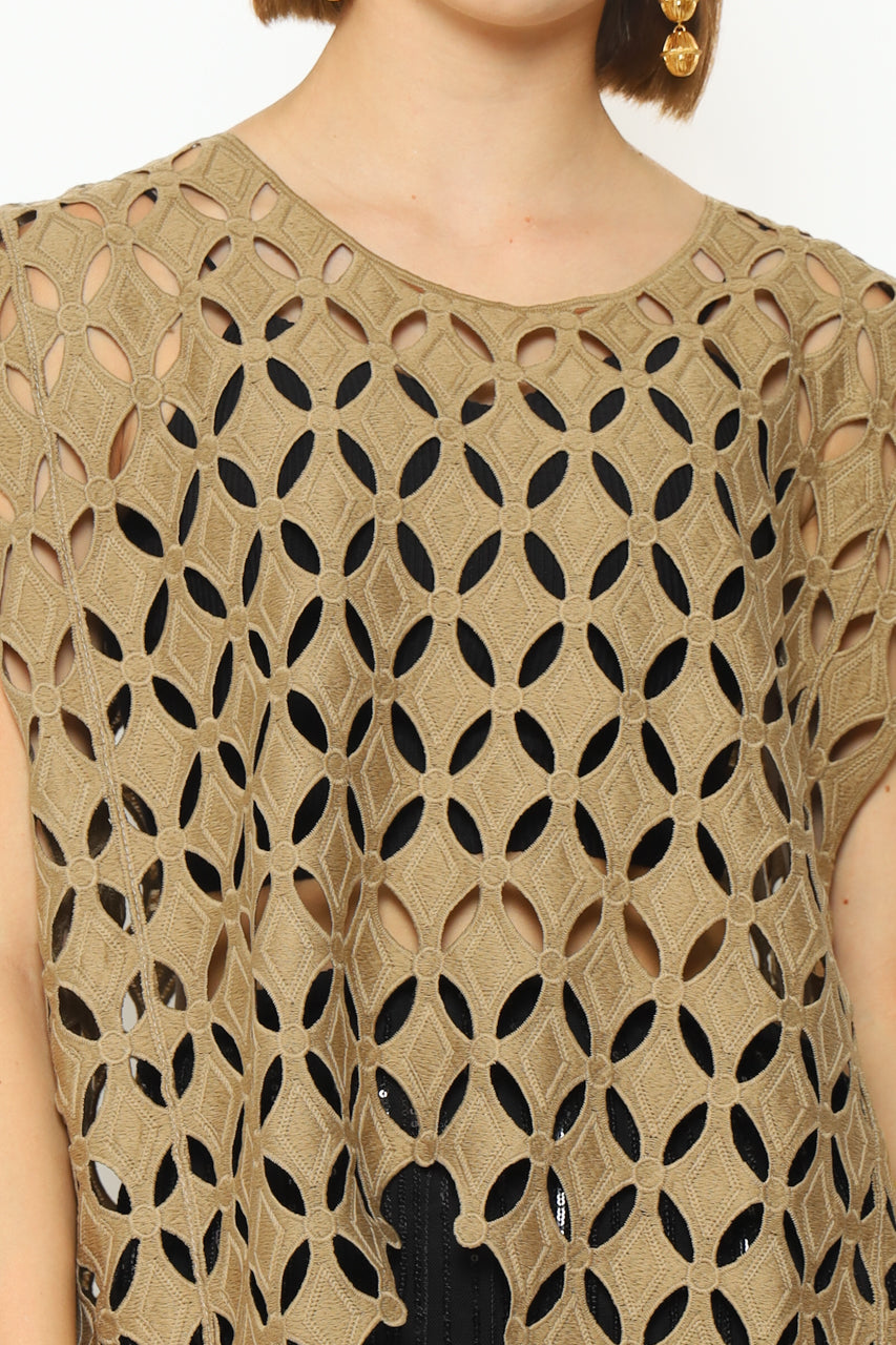 Bloom et Champs Brocade Outer in Beige / Sequinned Skirt