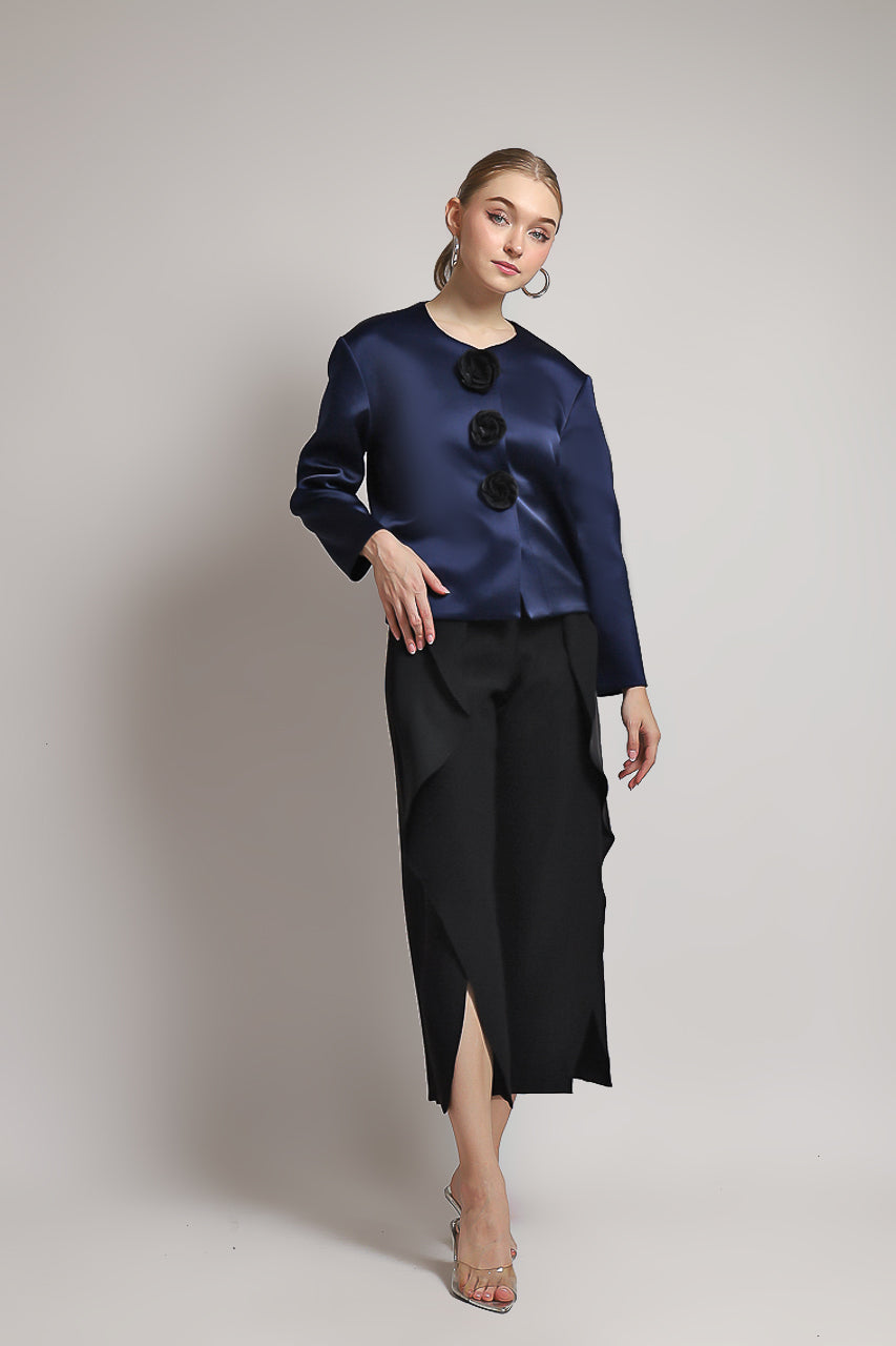 Bloom et Champs Royal Petal Blazer in Royal Navy