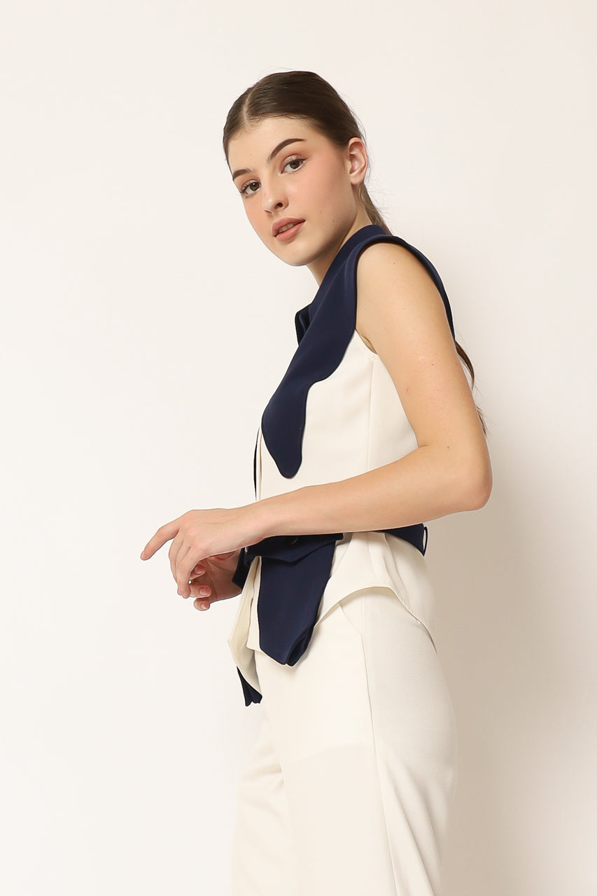 Bloom et Champs Top Segitiga Biru