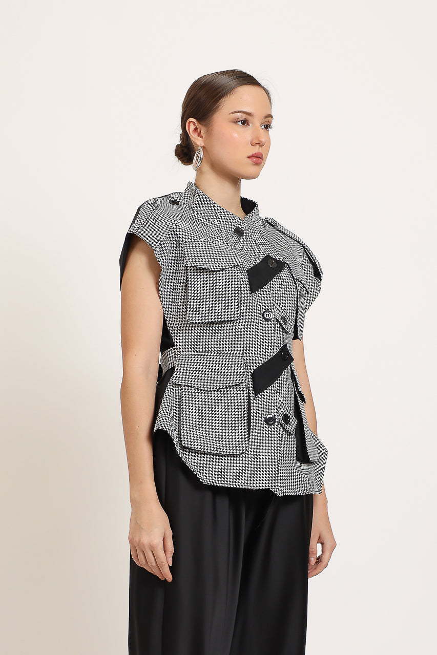 Bloom et Champs Safari Checkered Monochrome Top/Celana Ruffle Hem Pants