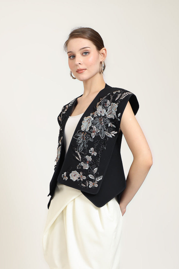 Bloom et Champs Outer Kaku Payet Hitam