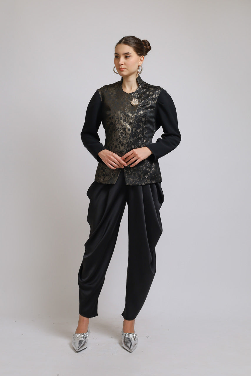 Bloom et Champs Kebaya Jacquard Blouse/Bloom et Champs Cowl Pants
