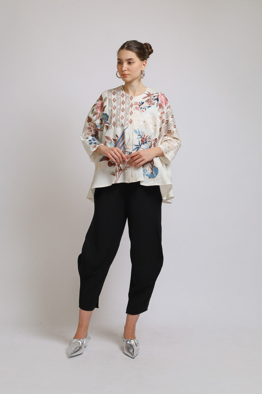 Bloom et Champs White Flora Embroidered Blouse/Bloom Doremi Pants