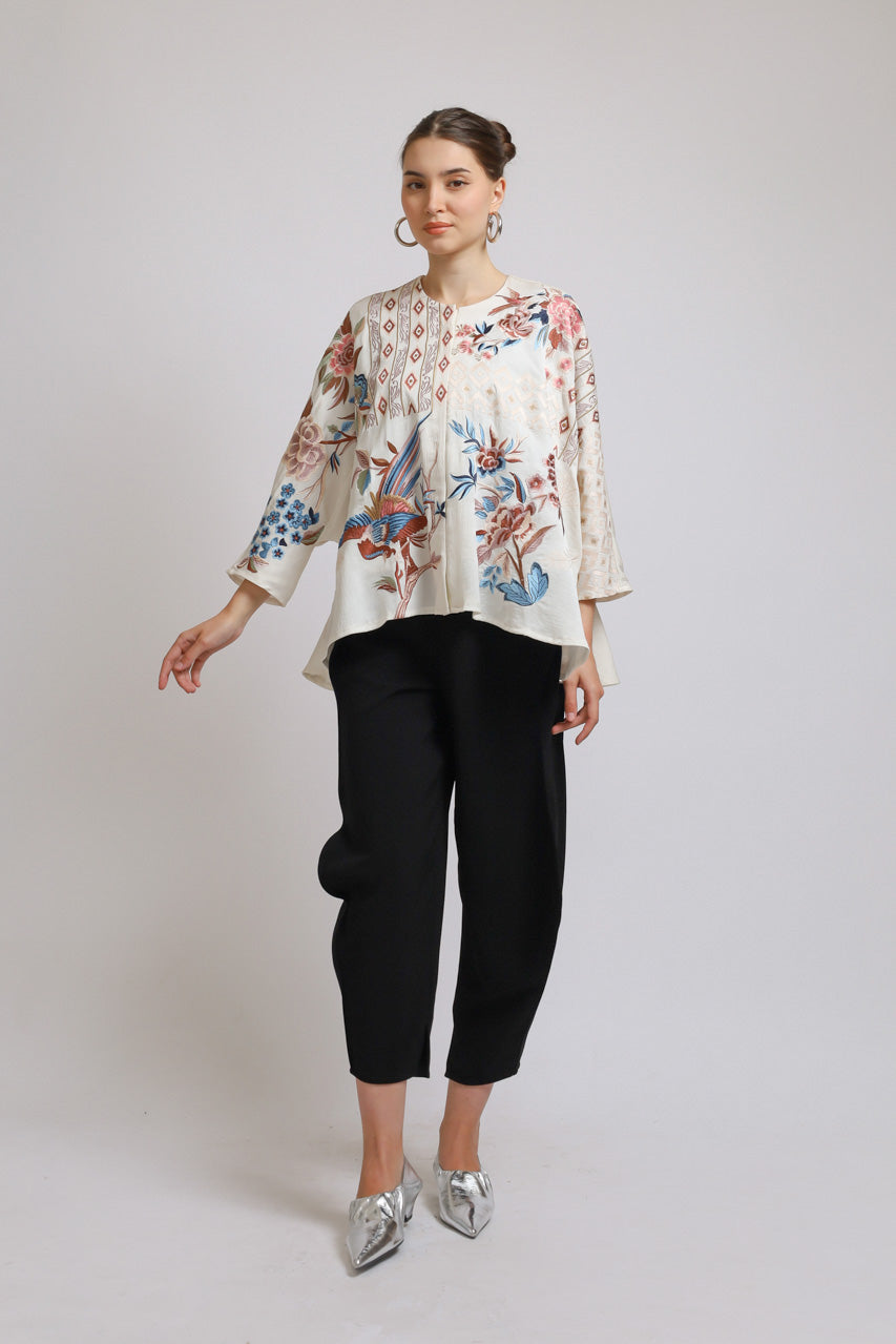 Bloom et Champs White Flora Embroidered Blouse/Bloom Doremi Pants