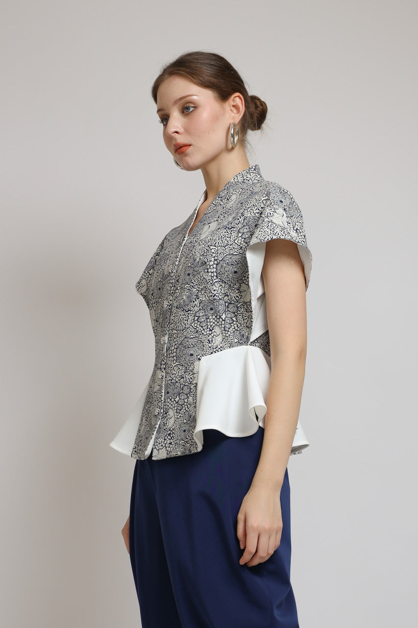 Bloom et Champs Coral Tassel Blouse