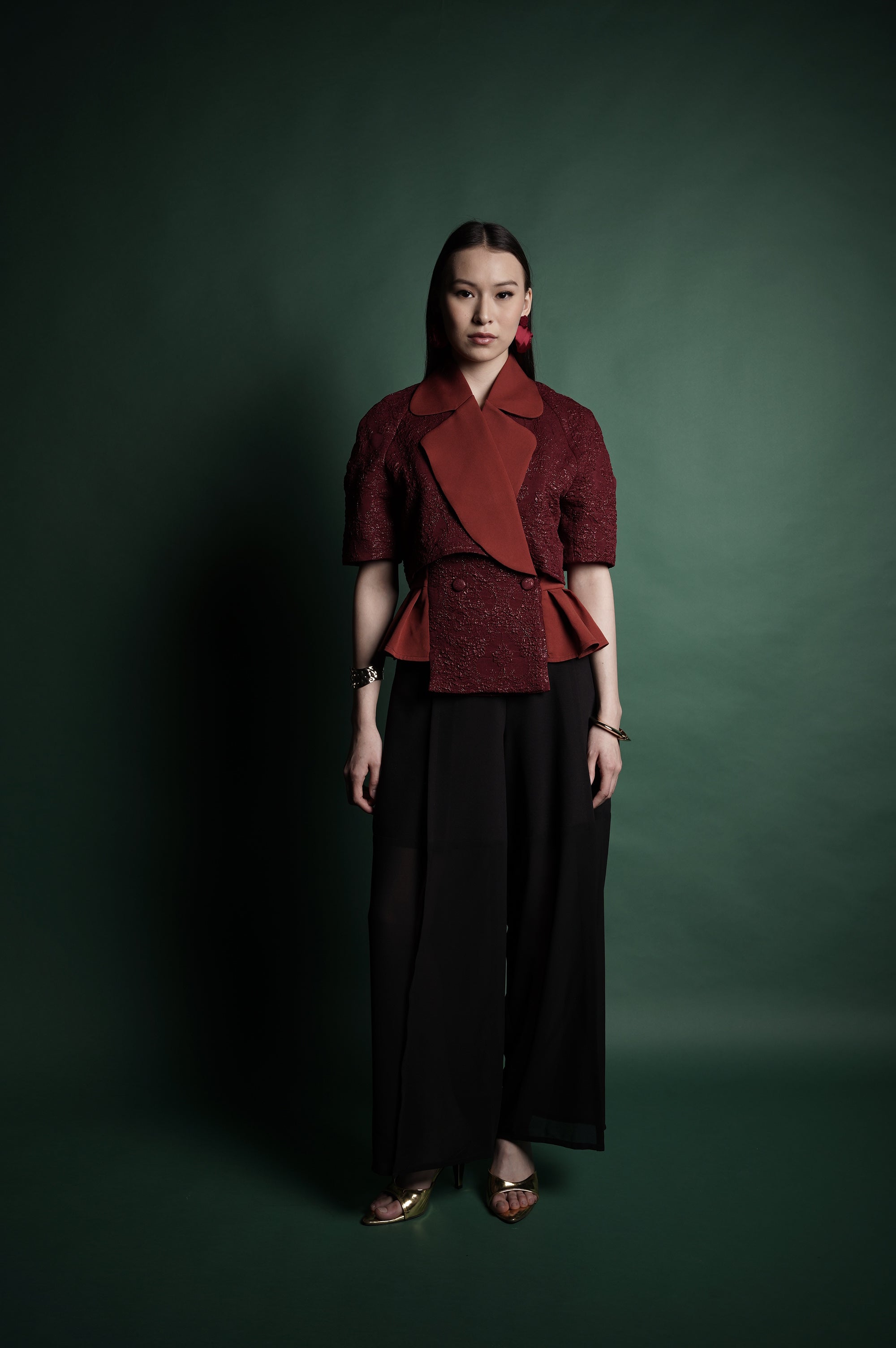 Bloom et Champs Maroon Inka Back Pleated Blouse/Alena Chiffon Pants
