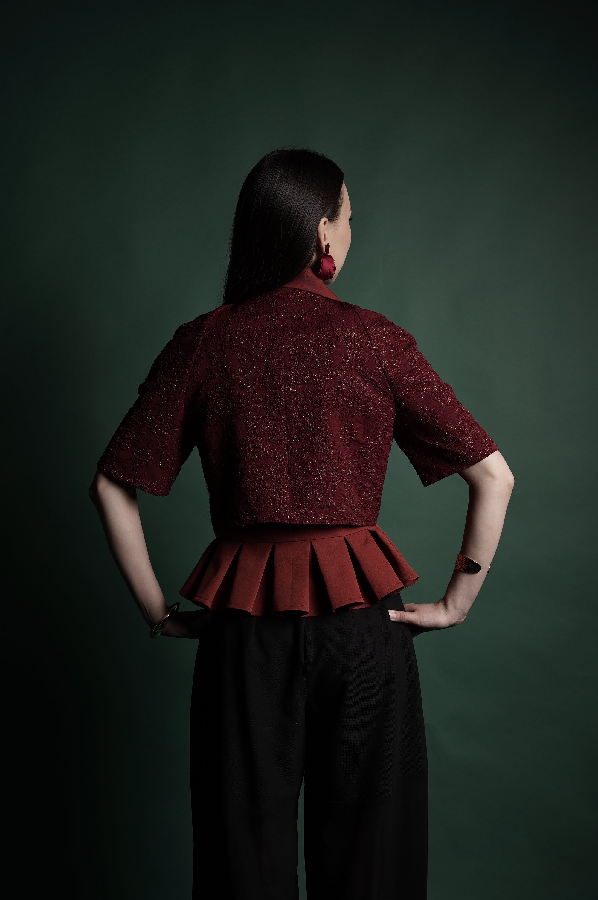 Bloom et Champs Maroon Inka Back Pleated Blouse/Alena Chiffon Pants