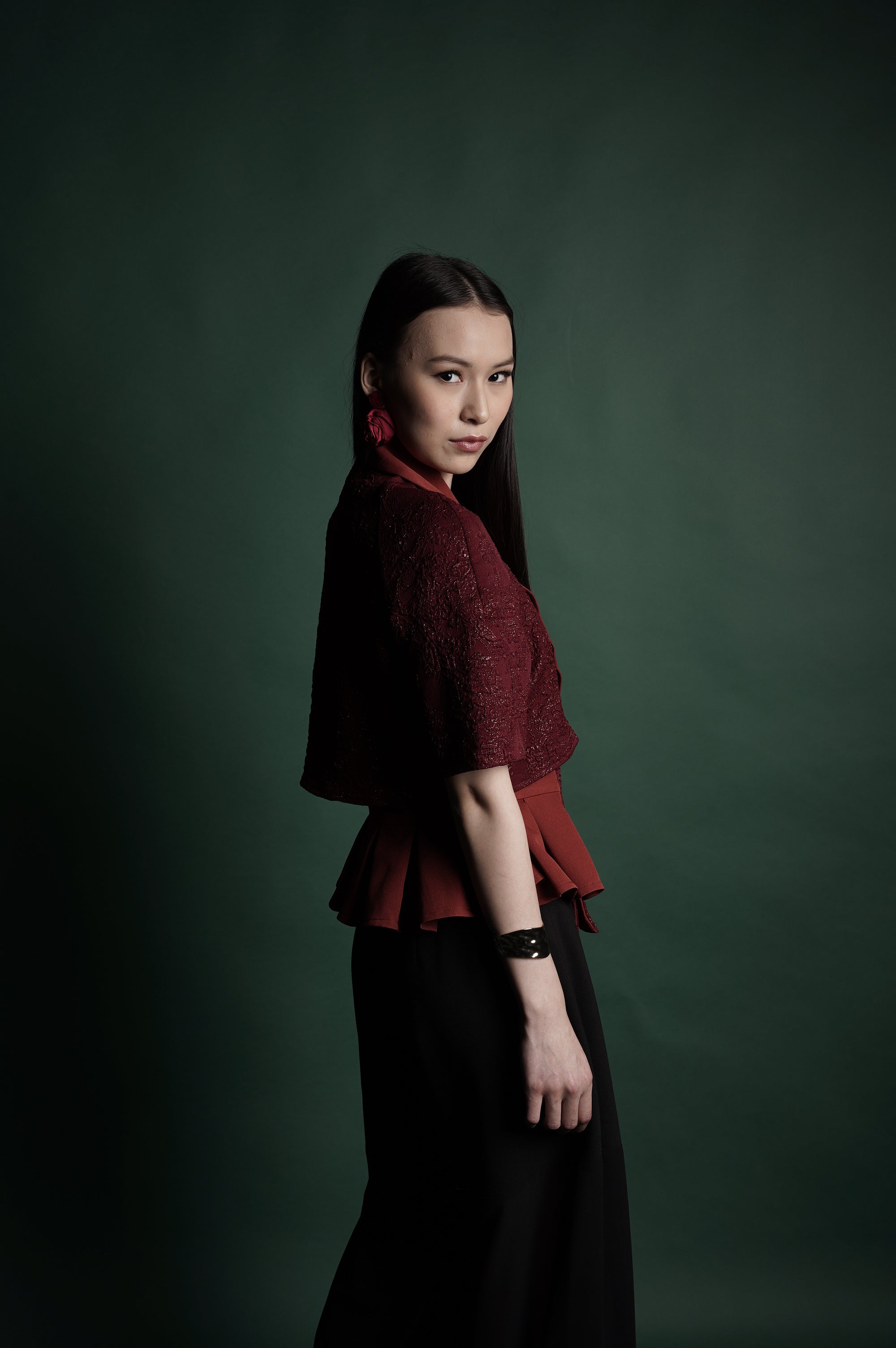 Bloom et Champs Maroon Inka Back Pleated Blouse/Alena Chiffon Pants