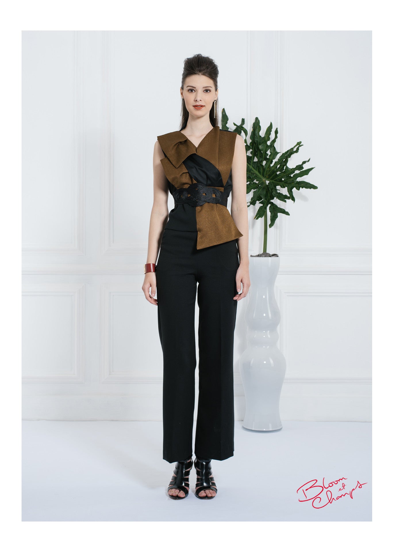 BOW Top Black Beige