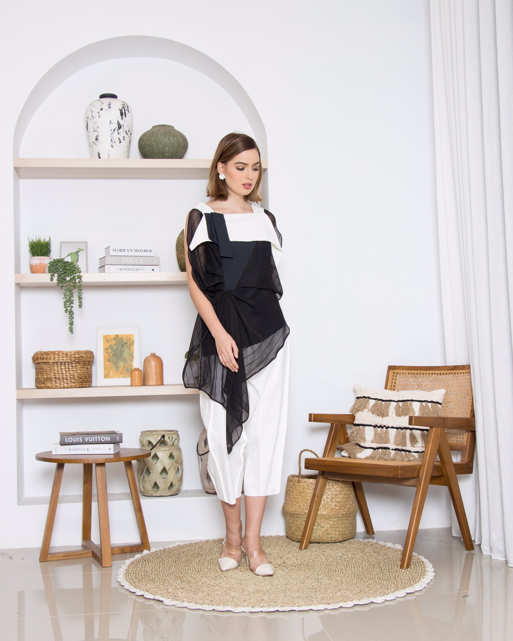 Top Panda Renda Hitam