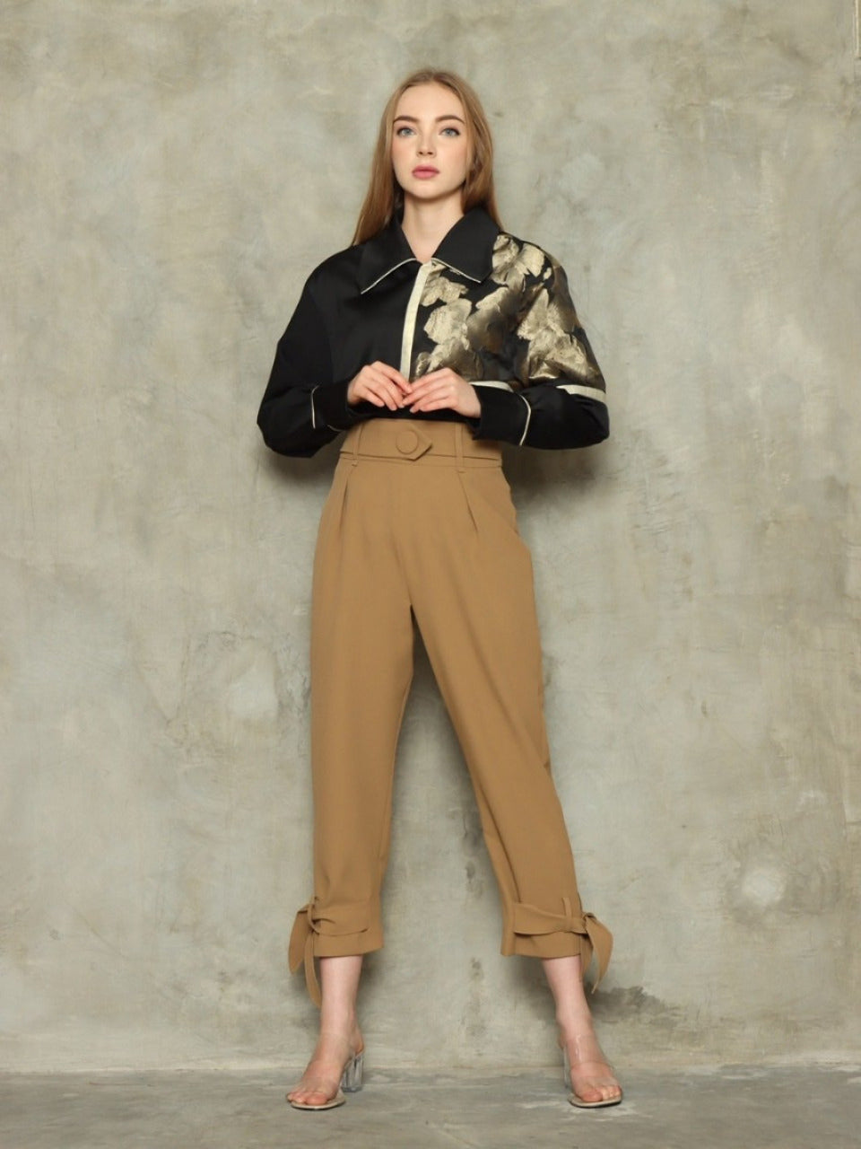 Kemeja Catur Siku Bunga Emas