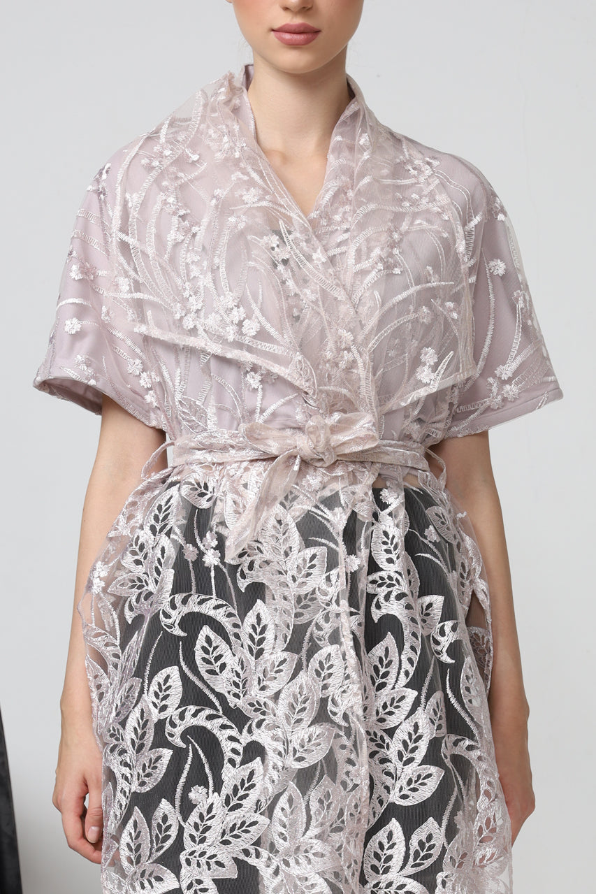 Bloom Et Champs Kimono Bordir in Blush