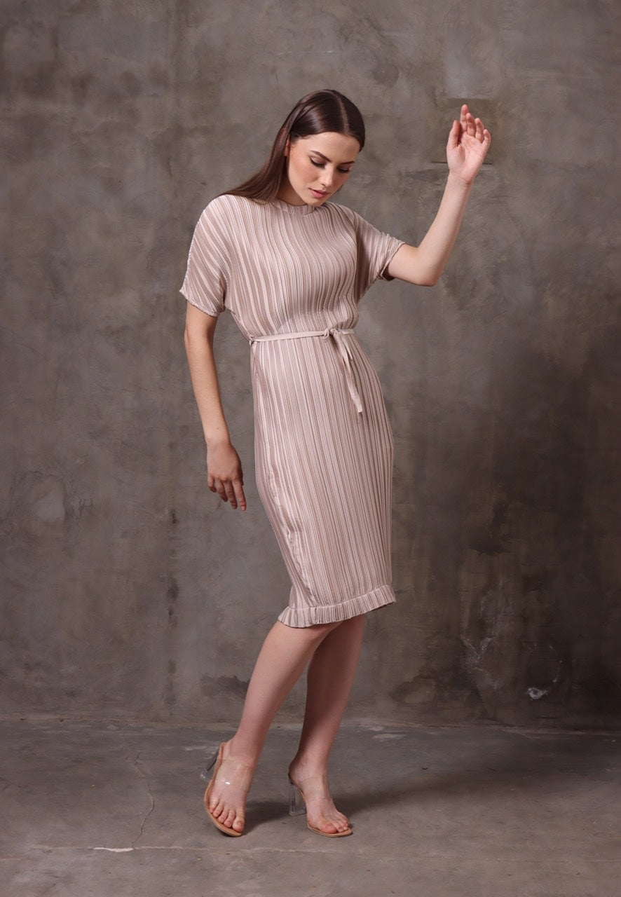 Bloom Lazy Pleats Dress