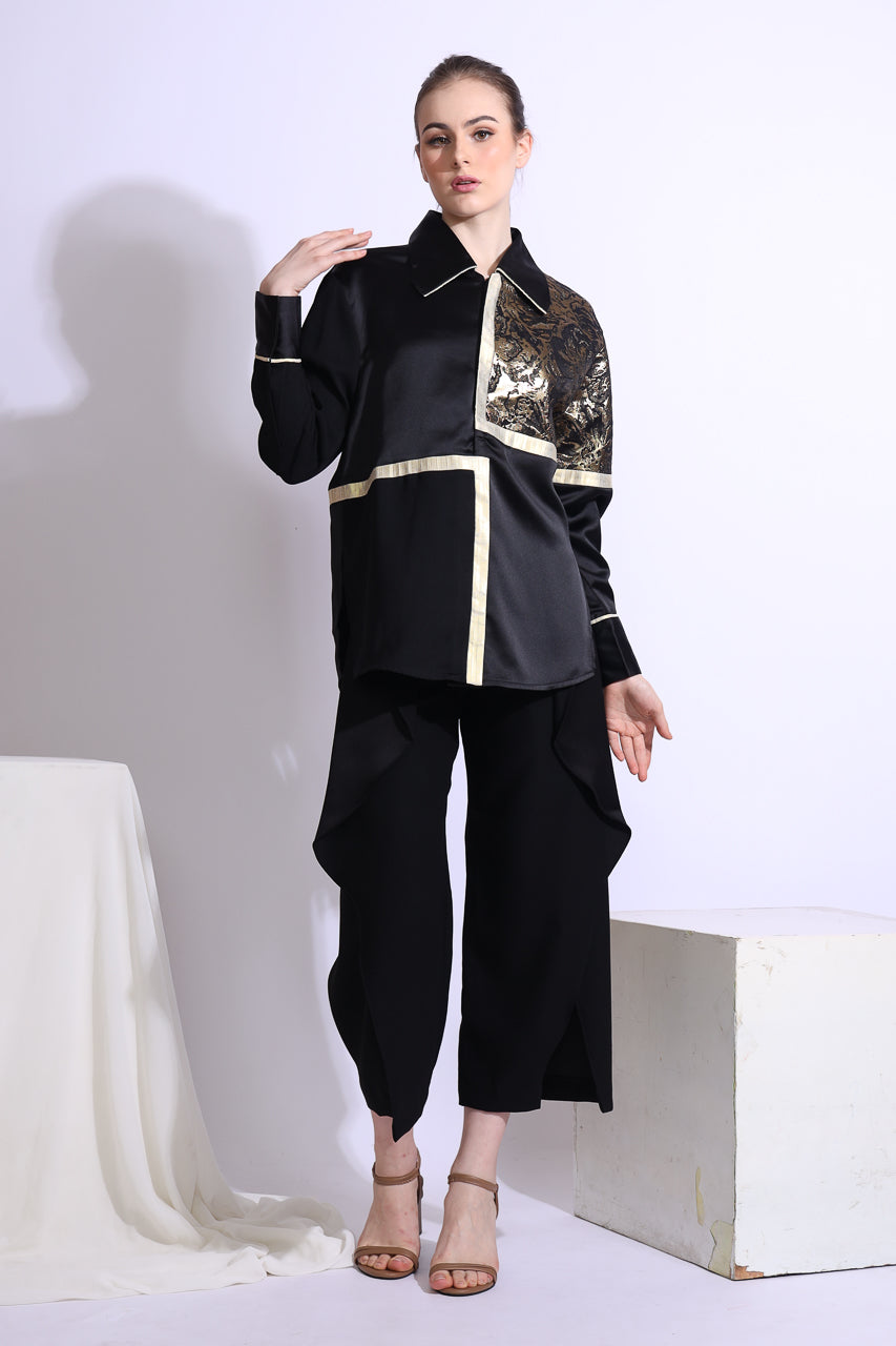 Kemeja Catur Siku Bunga Emas