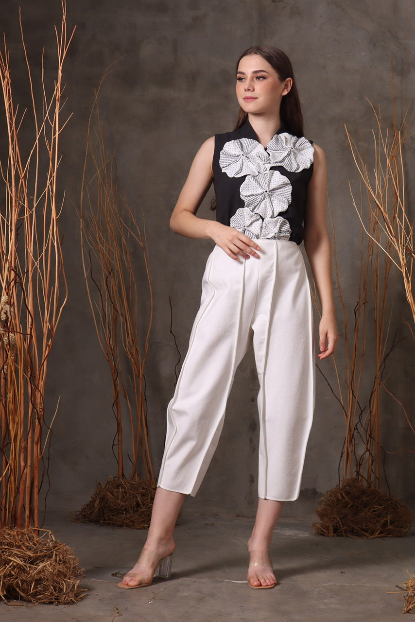 Bloom et Champs Top Bunga Tempel