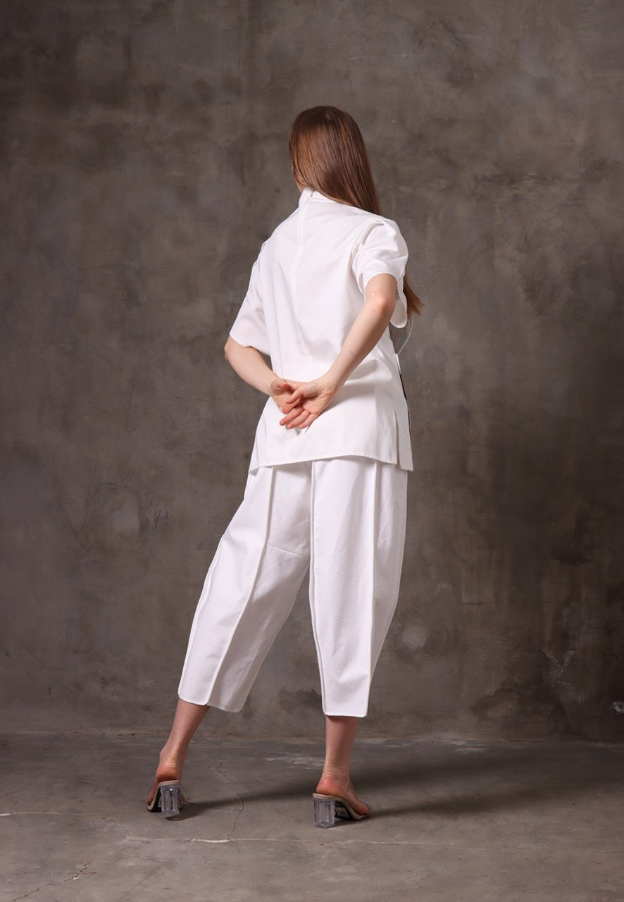 Kemeja Katun Abstrak