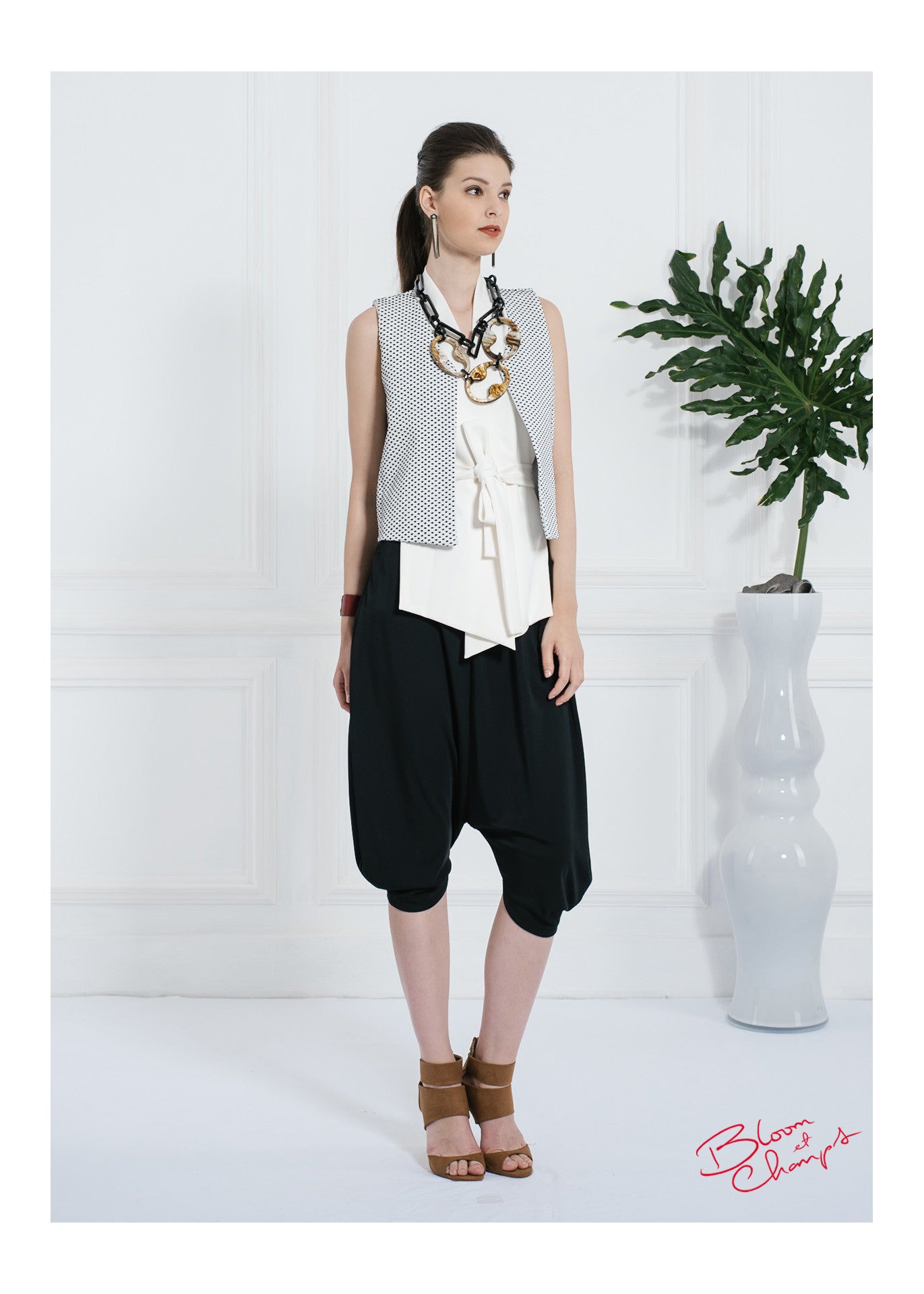 AK Sleeveless Vest Top