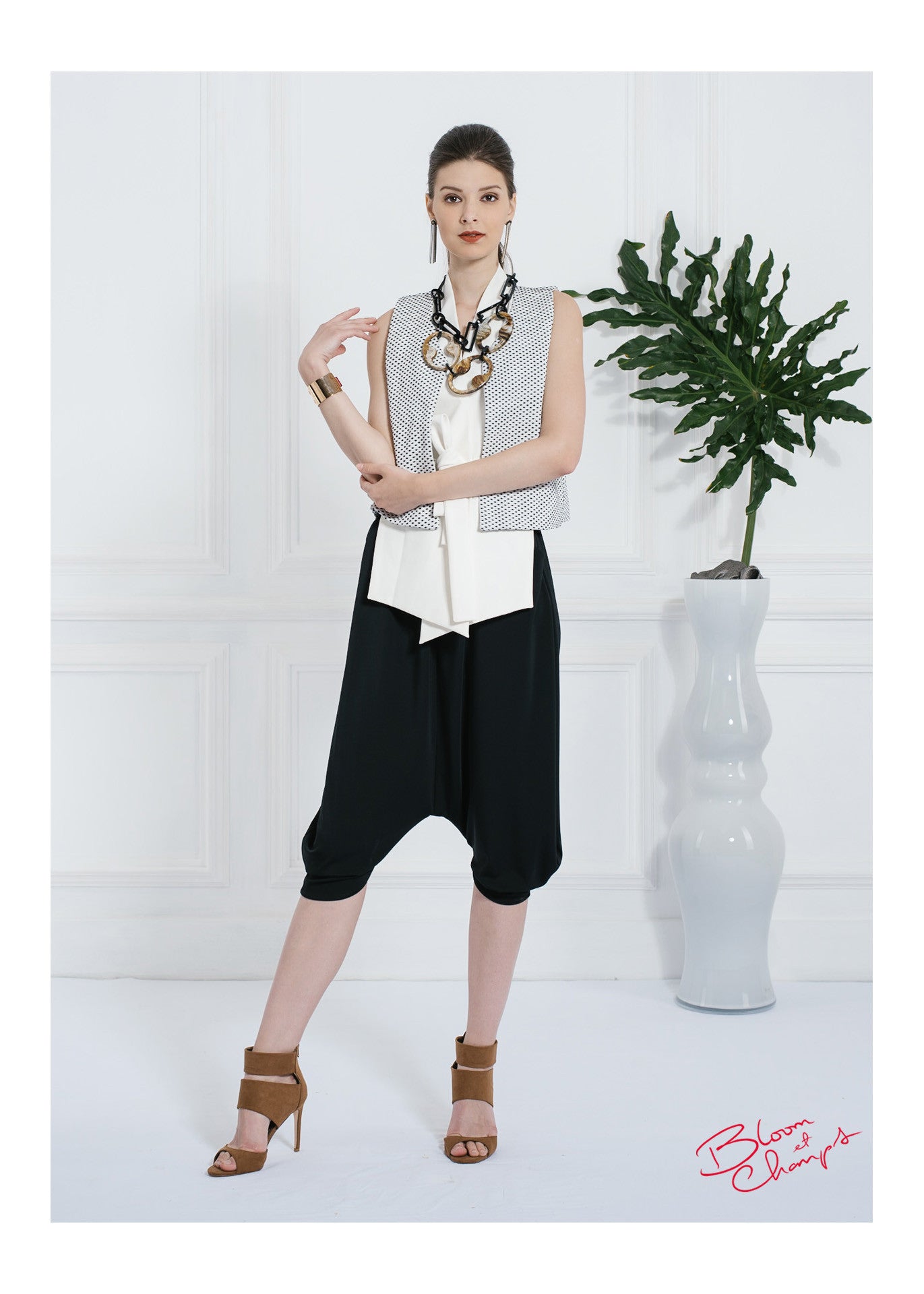 AK Sleeveless Vest Top