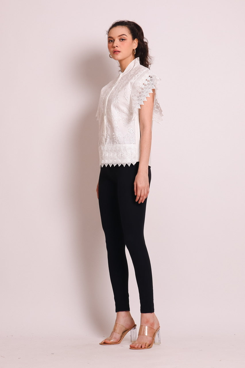 Bloom et Champs Kemeja Tile Renda Putih