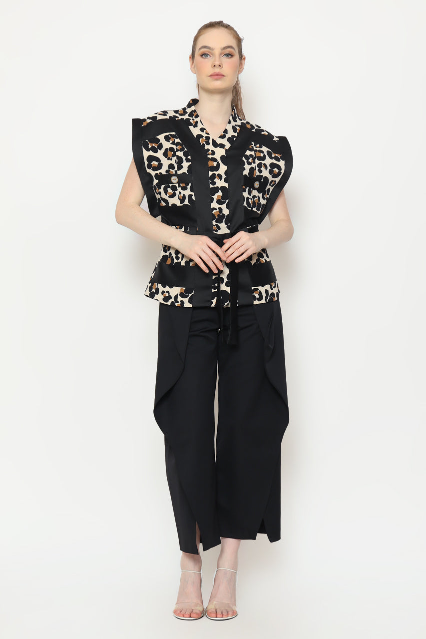 Bloom et Champs Leopard Print Top