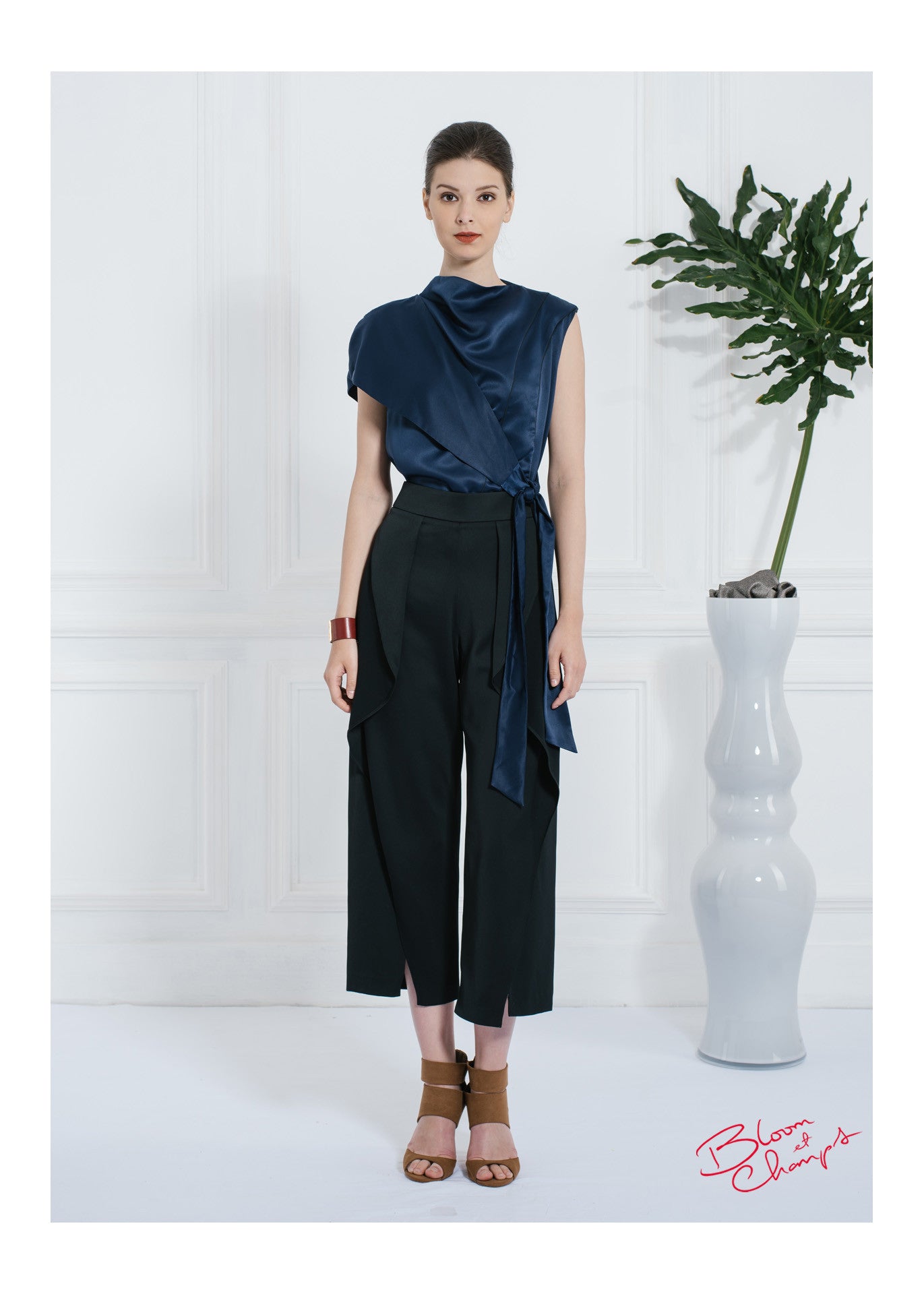 Navy Saul Top