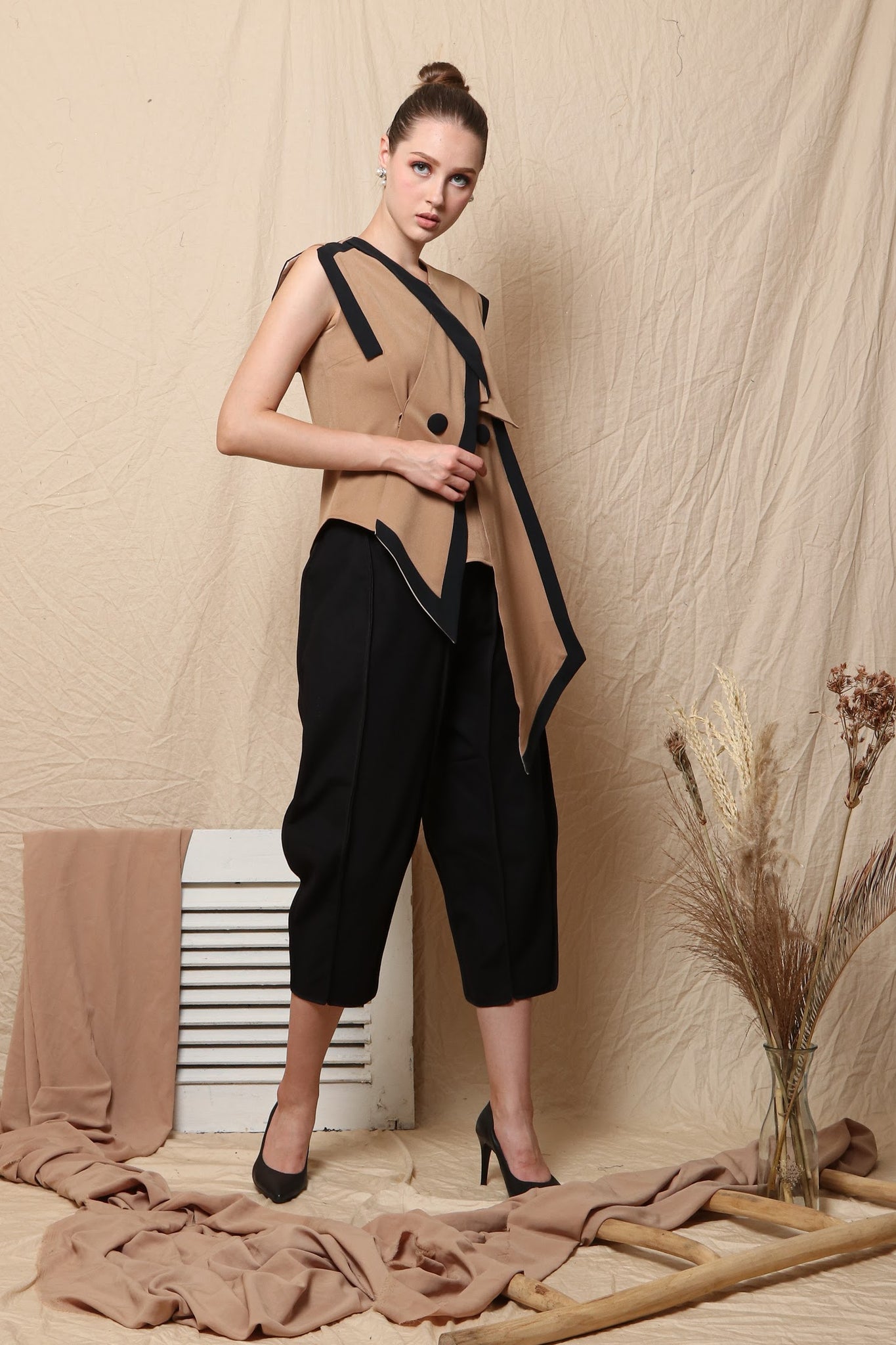 Top Tuxedo Coklat