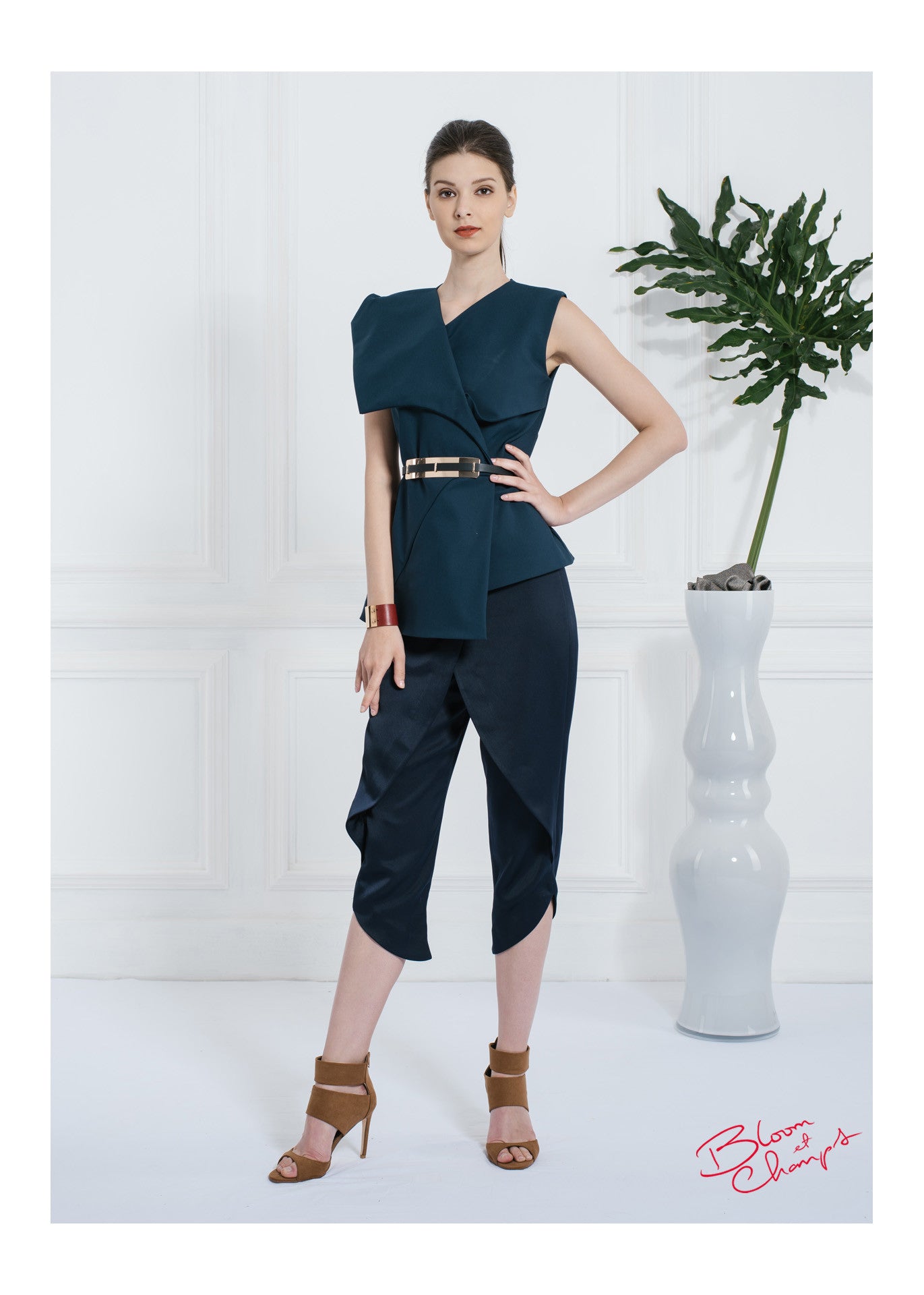 Navy Kaku Top