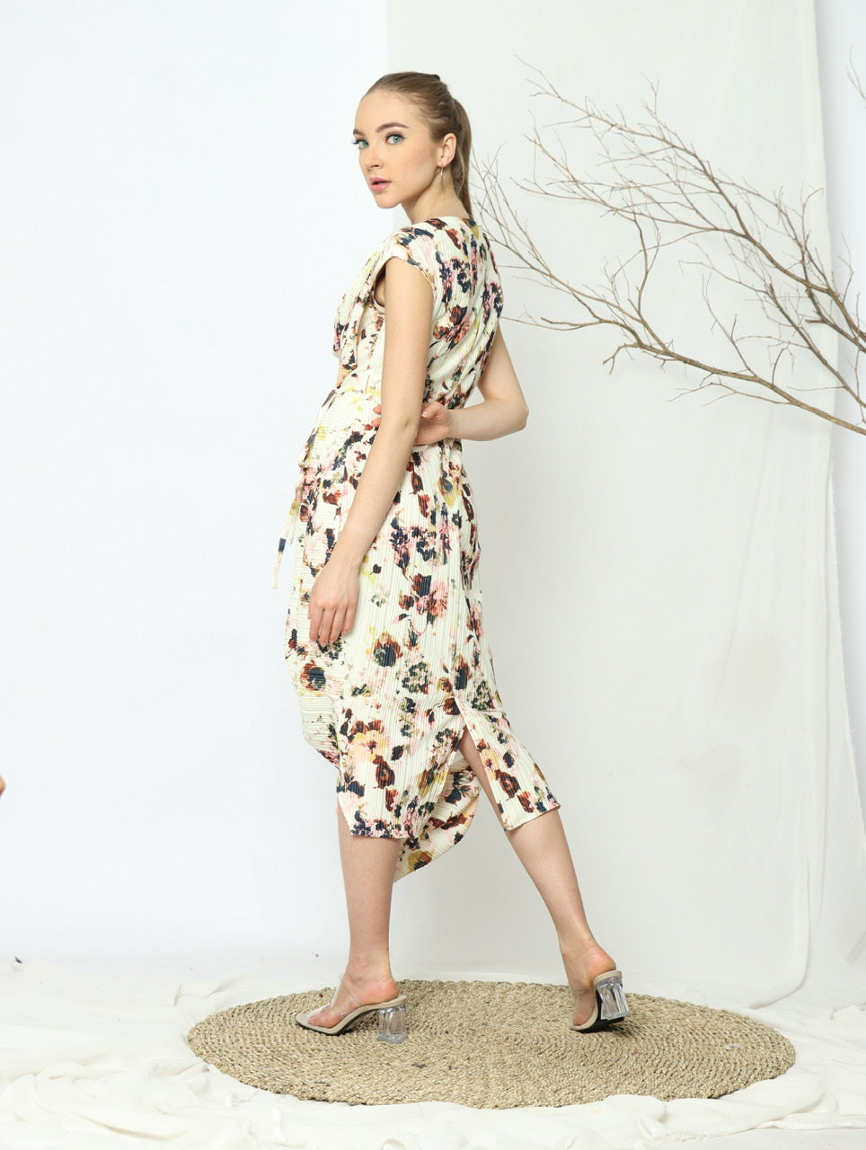 Dress Coretan Motif Bunga Pleats