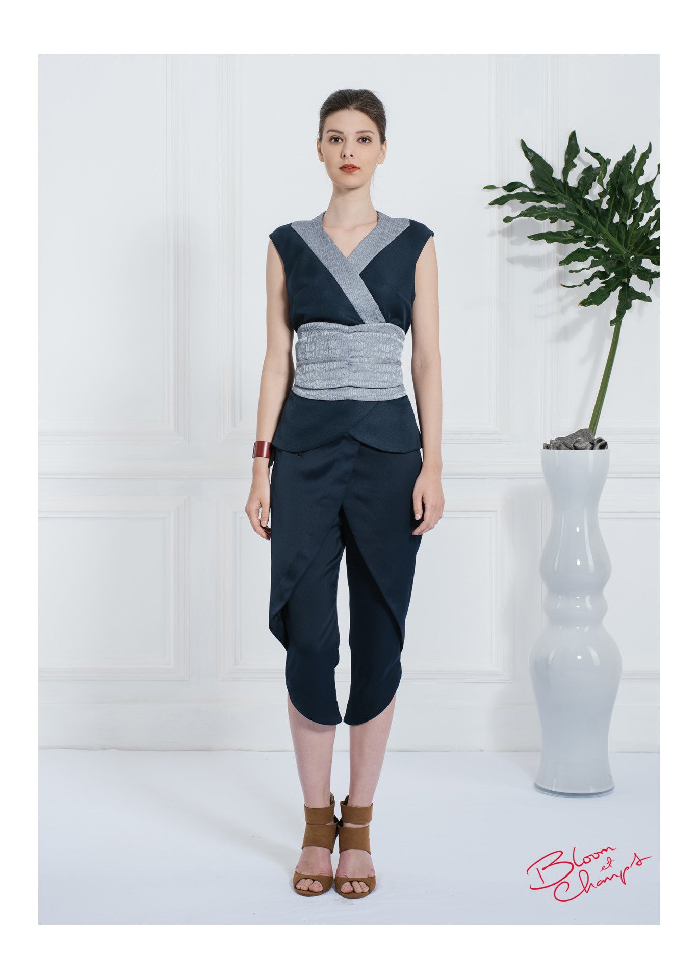 Obi Belted Tulip Top